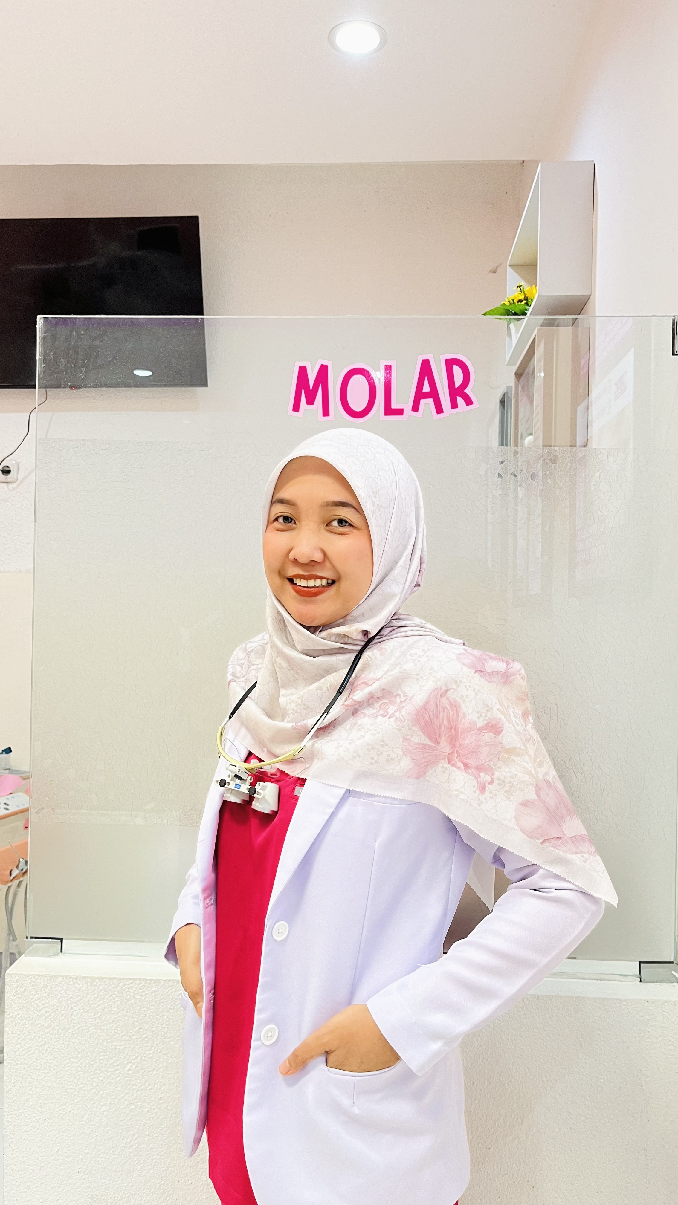 drg. Wulan Tri M., Sp.KG